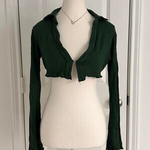 Edikted Bolero Size Large Forest Green Top With Beautiful Flowy Sleeves